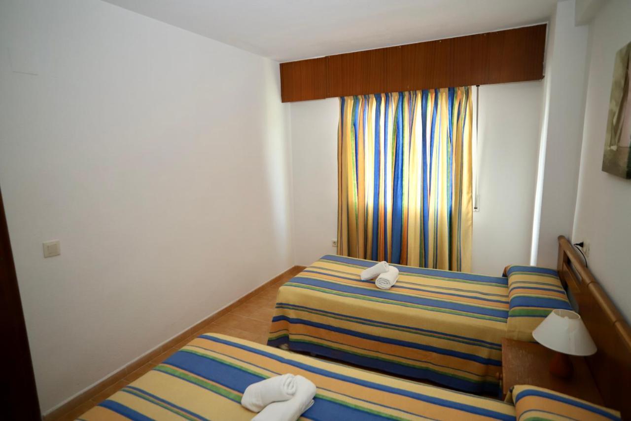 Apartamentos Torre Gerona Бенидорм Экстерьер фото