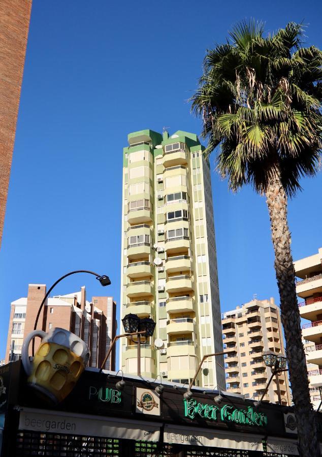 Apartamentos Torre Gerona Бенидорм Экстерьер фото